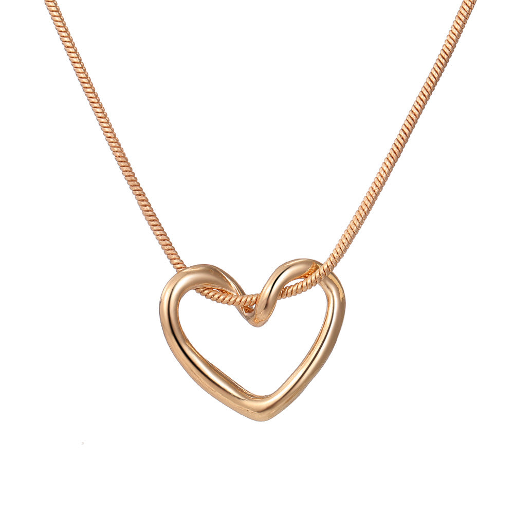 Niche Hollow Heart Necklace For Women - Global Trending